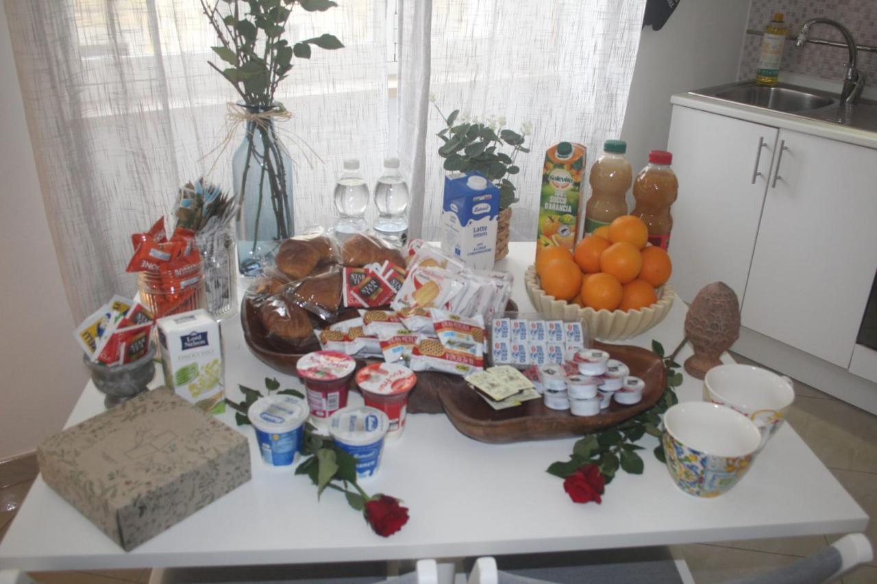 Rosabella Casa Vacanze Bari Exteriör bild